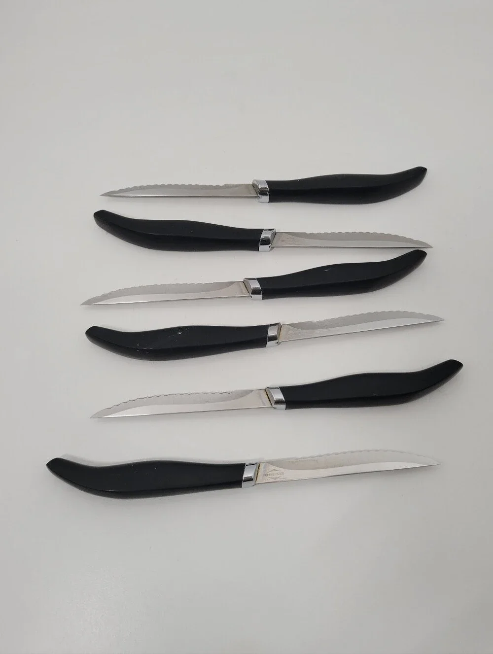 Vtg West Bend Black Handles Set of 6 Serrated Steak Knives Hand Crafted Boxed